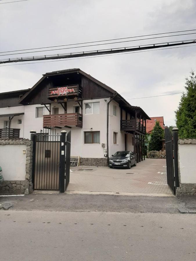 Casa Anemyra Hotel Săcele Exterior foto